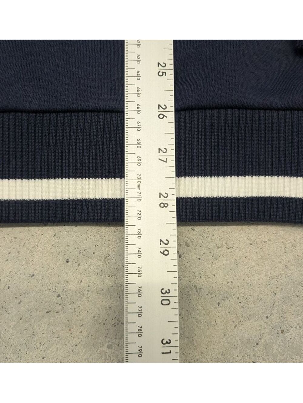 Red Bull Racing Oracle Formula One Heritage Script Sweater - Picture 6 of 7